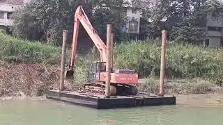 ঘাটালে শুরু হল নদী কাটাইয়ে কাজ, ভেসেলে ভেসেই চলছে শিলাবতীর নদী খনন 
