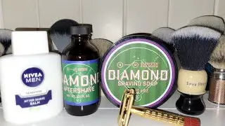 Barrister and Mann Diamond, Gillette Superspeed Red tip and Envy shave brush