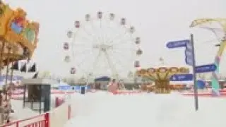 Russians speed date on ferris wheel for Valentines Day