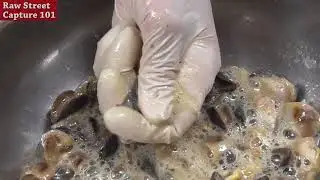 Vietnam street food - Cooking 100 Snails for 3 People Family Dinner Meal in Vietnam