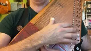 Basic Autoharp Thumb Strum | Beginner Autoharp Lessons
