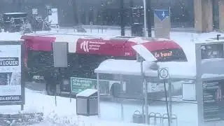 RTL Longueuil 2021 Novabus Lfs HEV Hybrid METbus #22126 Deadheading to Terminus Brossard in snowfall