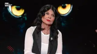 Stefania Nobile e le sue posizioni su raggiri e truffe - Belve 10/10/2023