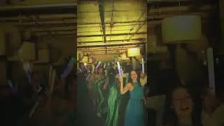 Let me see your hands! This was a fun wedding@manayunkbrewing250   #wedding #philadelphiaweddingdj