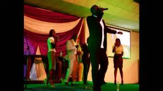 Cwesi Oteng- Live Ministration of 'Mercy'.wmv