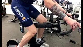 Велотренажер Wahoo KICKR BIKE