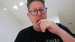 7-ELEVEN snickers strawberry taste test