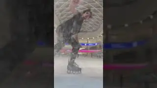 How many SPRAYS to make a SNOWMAN?? #skating #figureskating #iceskating ☃️