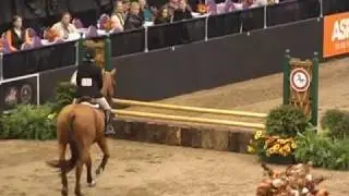 Zazou Hoffman winning the ASPCA Maclay Equitation Final 2009, Syracuse, N.Y.