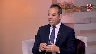 أصحاب الشعر الكيرلي.. إزاي نحافظ عليه وأهم النصائح؟ يوضح د/ ماهر محمود استشاري الجلدية والتجميل