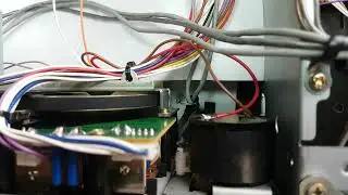 Aiwa Excelia XK-009 Flywheel, is this normal?