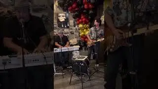 Mrs officer - Lil Wayne Cover by Never 2 Young LIVE @ Pi Social