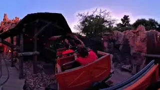 Thunder Mountain Sunset 8K 360 - Disneyland 2025