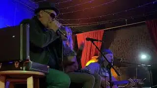 Dr. Nick - Mighty Quinn (Quinn The Eskimo)