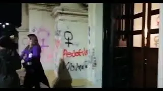 Communist students in Mexico attact catholic church