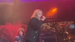 Mike Tramp’s White Lion - Little Fighter -  Wolf Den - Mohegan Sun - June 19, 2025