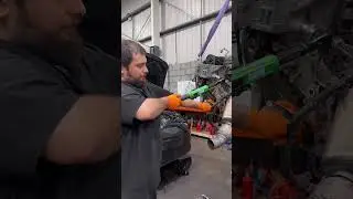 BMW 320D in for a timing chain 🦾