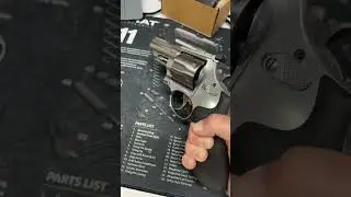 Револьвер Smith&Wesson Model 629 калибра .44 Magnum с 3-дюймовым стволом. Прекрасное оружие.