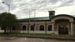 Israel B. Garcia, Jr. pelea su ticket en Liberty Municipal Court