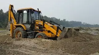 JCB Backhoe Working on Mud - JCB Collecting Mud and Sand - JCB VIDEO