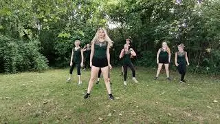 Moderní výrazový tanec - závěrečné vystoupení