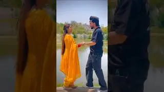 😜iina kiu pyar a we sanu tere nal😜😜🥰🥰! punjabi couple love goals🔥🔥🔥#shorts#ytshorts#coupleshorts