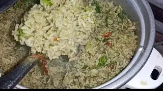 రైస్ కుక్కర్ లో పుదీనా రైస్ simple and testey podina rice #podina rice#respect woman//