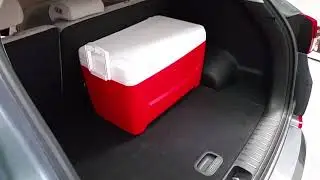 2018 Hyundai Tucson SUV - Checking Cargo Area Room - Full Sized Coleman Cooler