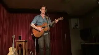 ben de la cour performs/ &ldquo; I must be lonely &ldquo;