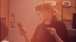 HOW TAYLOR SWIFT OUTPLAYED THE MUSIC INDUSTRY