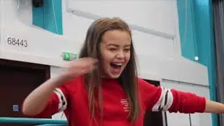 Cyfarwyddwr Artistig Fr&acirc;n Wen