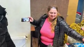 A venit Leo acasă fără asistenta ! 
