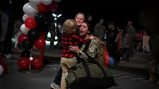 US Fighter Pilot Homecoming - Reunite with Families - Military Homecoming