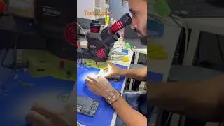 iPhone 13 Pro green display