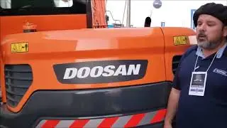 Mini Escavadeira DX80 Doosan