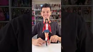 arrumando as bonecas do RBD :)