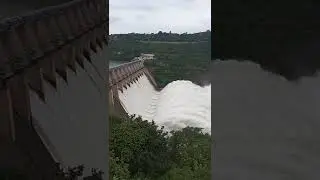 Srisailam Dam 10 Gates Lifted | Heavy Flood Water Inflows Into Srisailam Project