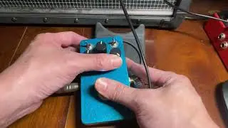 JAPANESE Handmade Distortion / Overdrive pedal (JRC4558DD / LED CLPPPING DIODE / 3WAY EQ SWITCH)