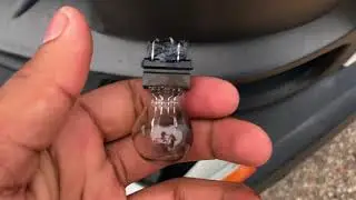 How to Change a Chevy Express Turn Signal Bulb