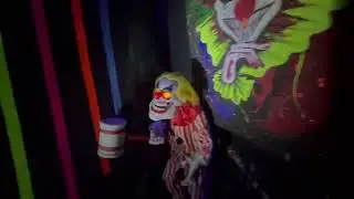 Unbelievably High Quality Haunted House Built In Someones Garage In Florida