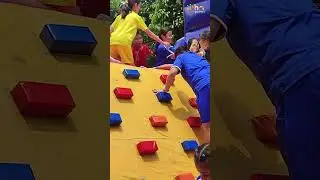 Obstacle Climb & Slide: Rumah Balon Favorit Anak di Family Gathering
