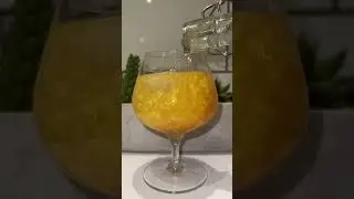 Making a Gold Shimmer Drink ✨🥂