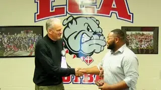 1st and 10 Trophy Tour: Gideon Davidson named Player of the Year