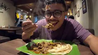 This is the famous Kerala Beef Parotta! 😋