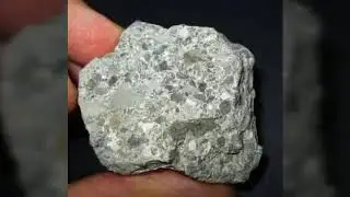 حجر الكمبرليت الحاضن الفيديوخاص بقناه الاحجار الكريمه وعلوم متنوعه