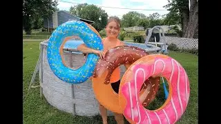 JOYIN Donut Pool Float with Glitters 32.5&rdquo; (3 Pack), Funny Tube Toys for Swimming Pool Party