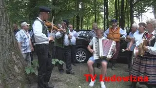 MŁODY utalentowany akordeonista Kamil CHRZĄSZCZ ~ Zobaczcie jak pięknie już GRA !