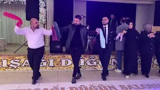 Bu İkiliye Bayılacaksınız İsMaİL KiRaZLı ￼Ve HaYDaR Kartal’dan muhteşem halay başı 