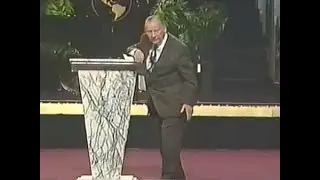 Lester Sumrall - Pioneers of the Faith