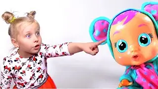 Alice and Eva's Cartoon Park Adventure: Meeting Shrek, SpongeBob, and Scooby Doo! | Fun Kids Stories